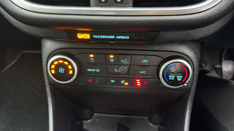 Ford Fiesta 1.0 EcoBoost Titanium 5dr Petrol Hatchback